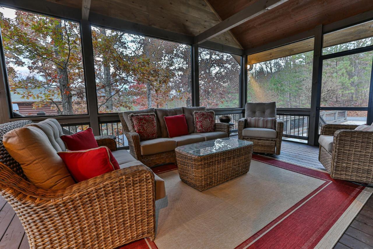 Villa Eagles Crest - Long Range Layered Mountain Views In Peaceful Neighborhood! Mineral Bluff Exterior foto