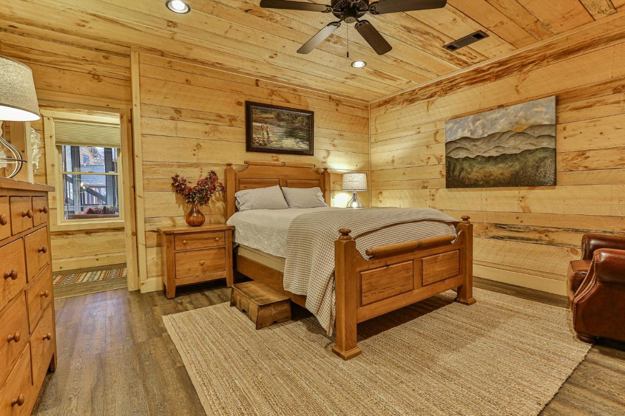 Villa Eagles Crest - Long Range Layered Mountain Views In Peaceful Neighborhood! Mineral Bluff Exterior foto